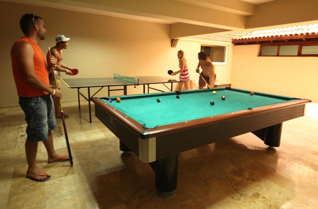 Eken Resort Hotel Bodrum Exteriör bild