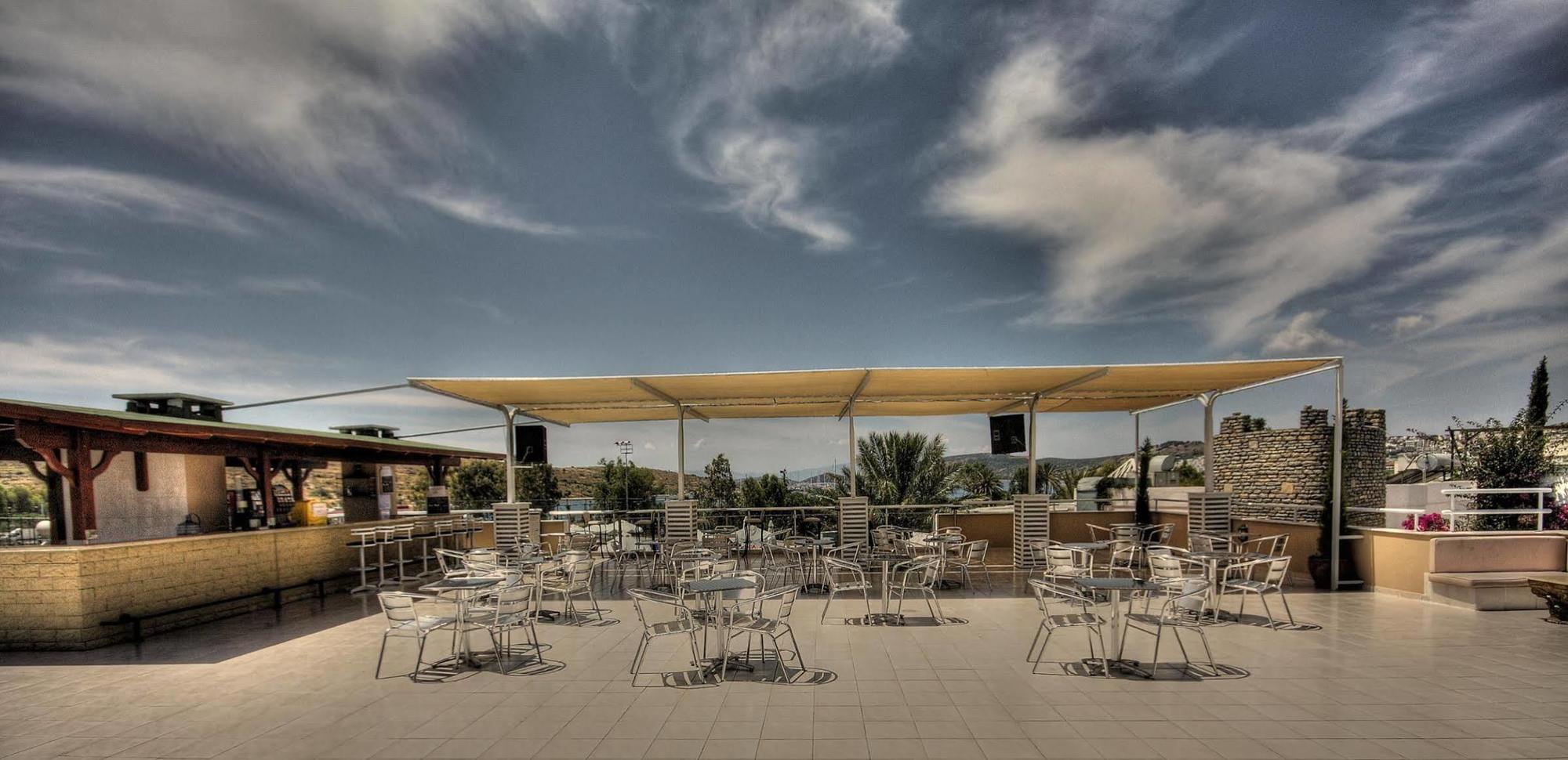 Eken Resort Hotel Bodrum Exteriör bild